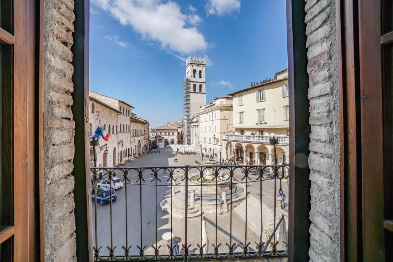 Ogni Finestra E Un Quadro - Appartamento Ad Assisi Exterior foto